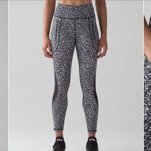 Lululemon Women’s Invigorate 7/8 Tight Daisy Dust Alpine White/Black Size 6